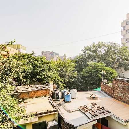 Super Hotel O Royal Green New Delhi Bagian luar foto